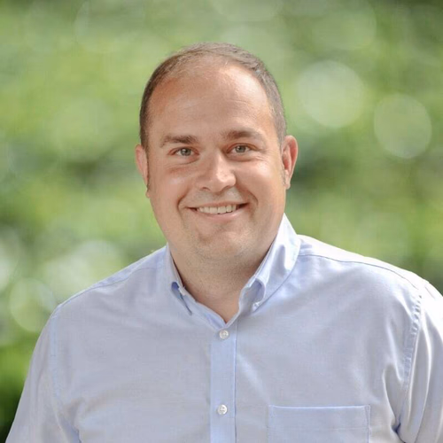 Head and shoulders photo of Samuel Rowe